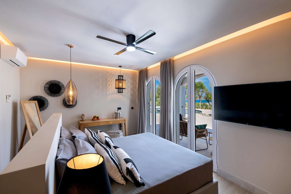 Anemos Luxury Grand Resort