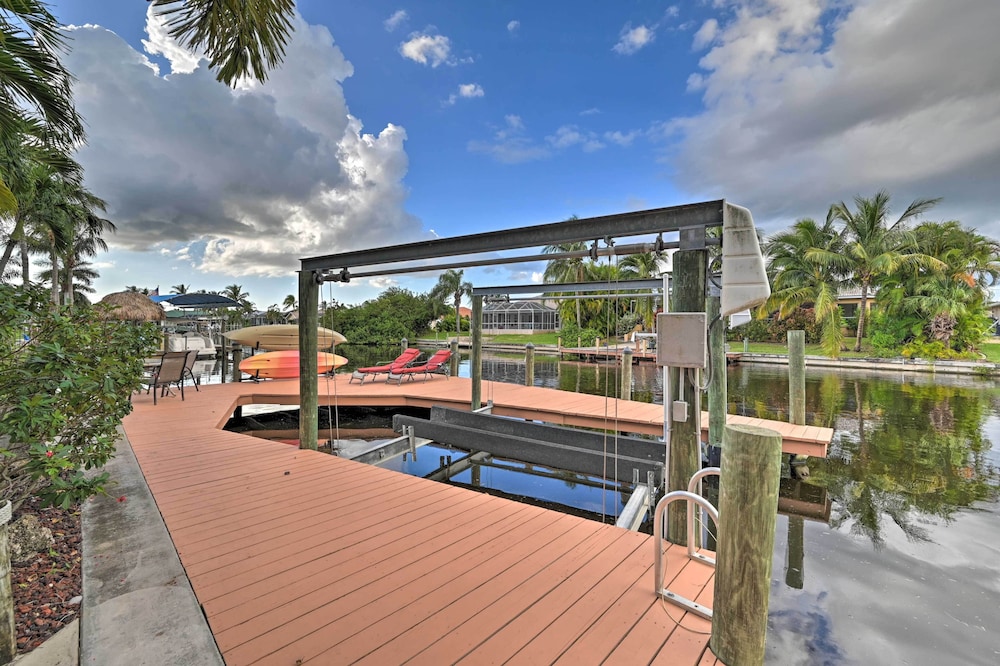 Spacious Canalfront Oasis w/ Pool Hot Tub! - Property Image 7