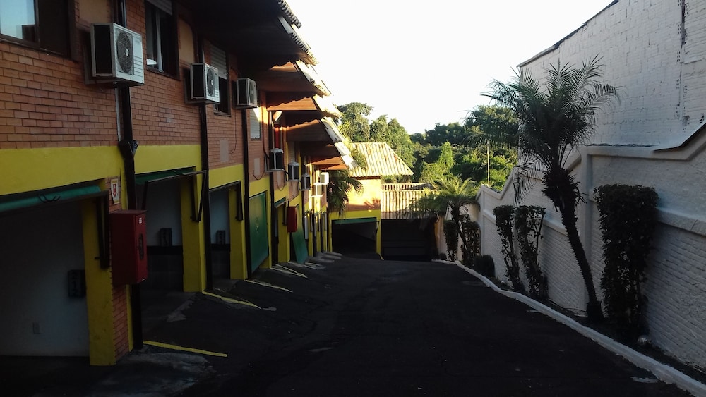Motel dos Arcos