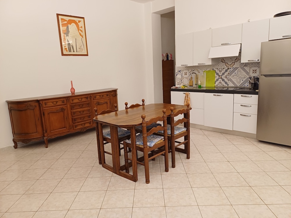 Super Central Rooms