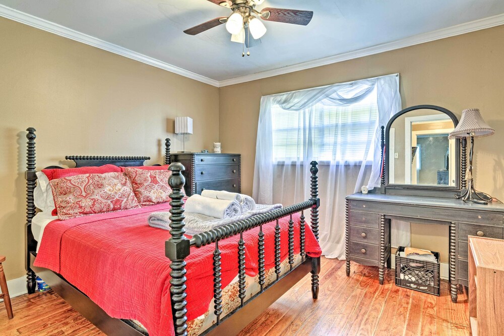 Oxford Vacations - Oxford Home on Private Land < 7 Mi to Dtwn! - Property Image 23