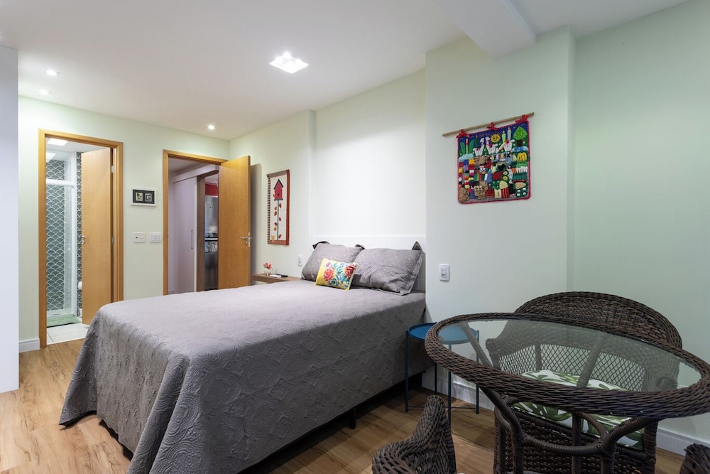 Apartamento em Itaipava com Piscina e Academia