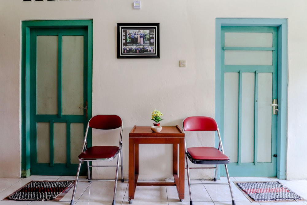 Bahagia Sederhana Home Stay - Hostel view 4