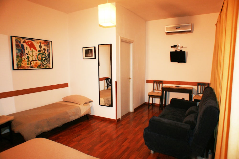 LT Rooms