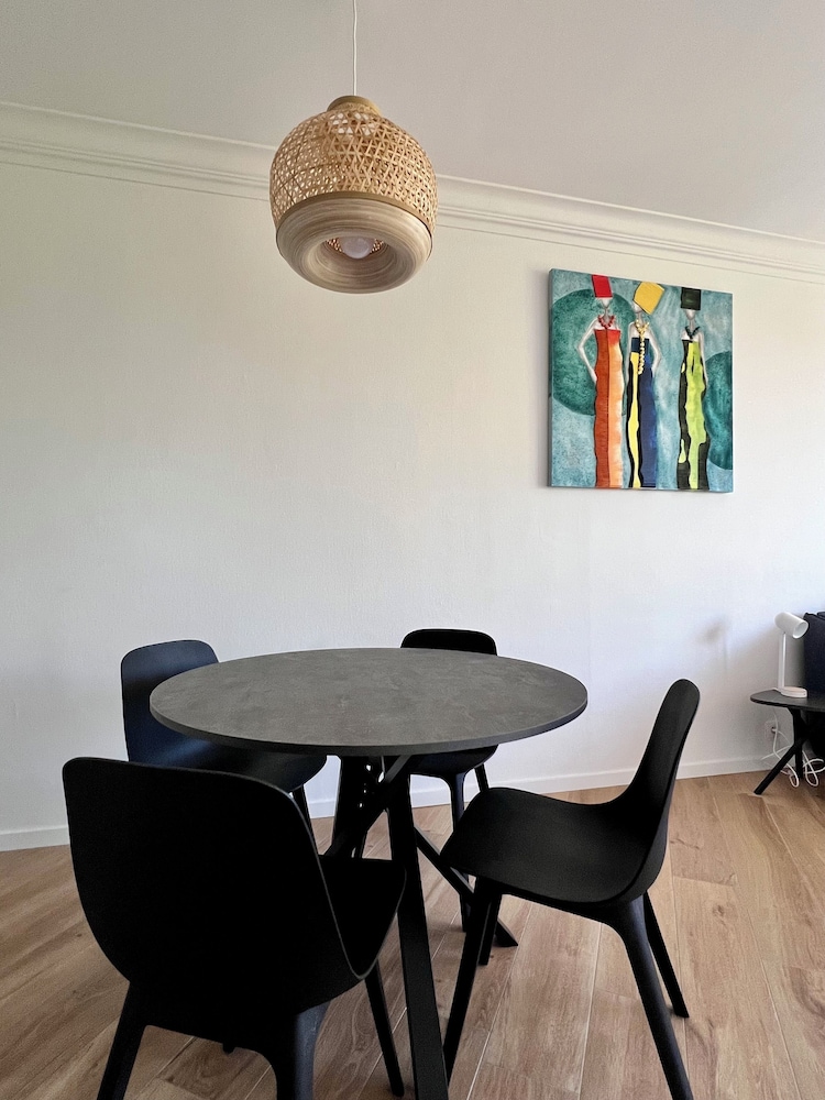 Cozy fully equipped center Liege for 4