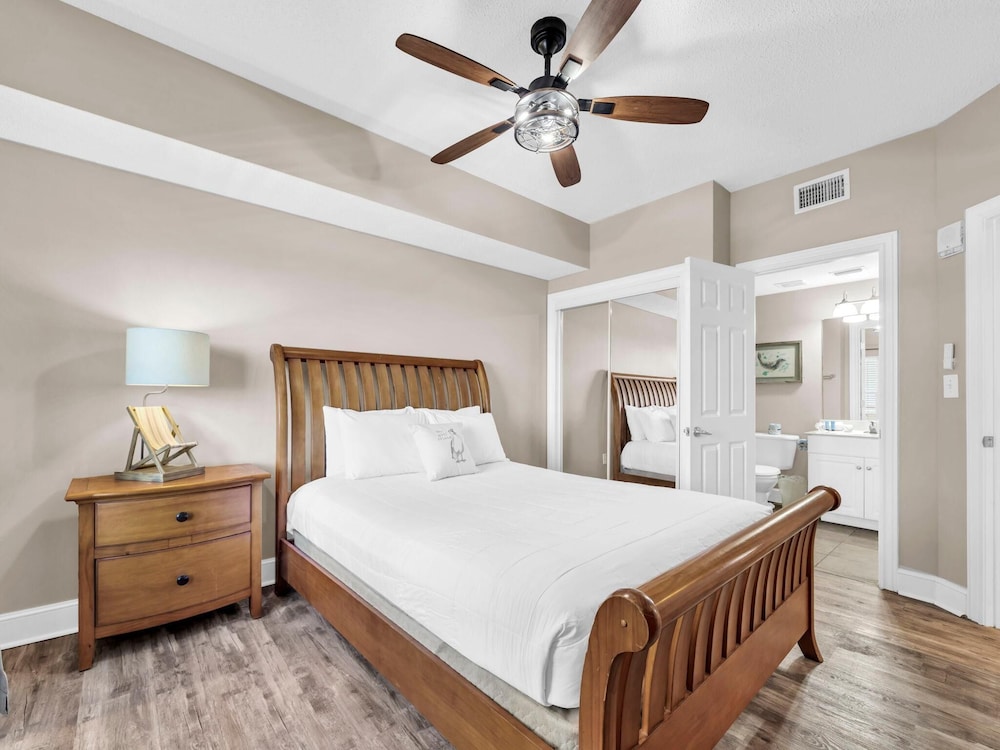 Majestic Beach Towers 2-1608