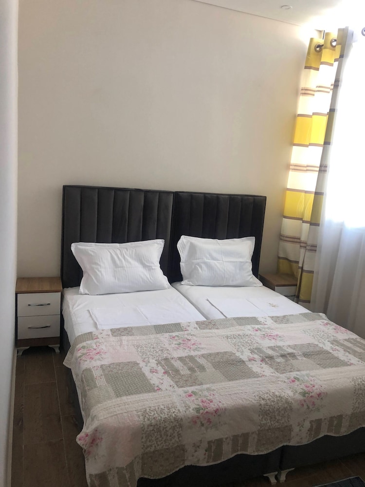 Rezidenca Shopi Apartments