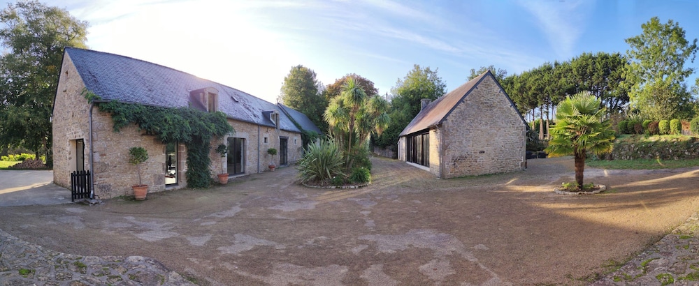 Le Jardin Saint Germain Lodges & Events view 4