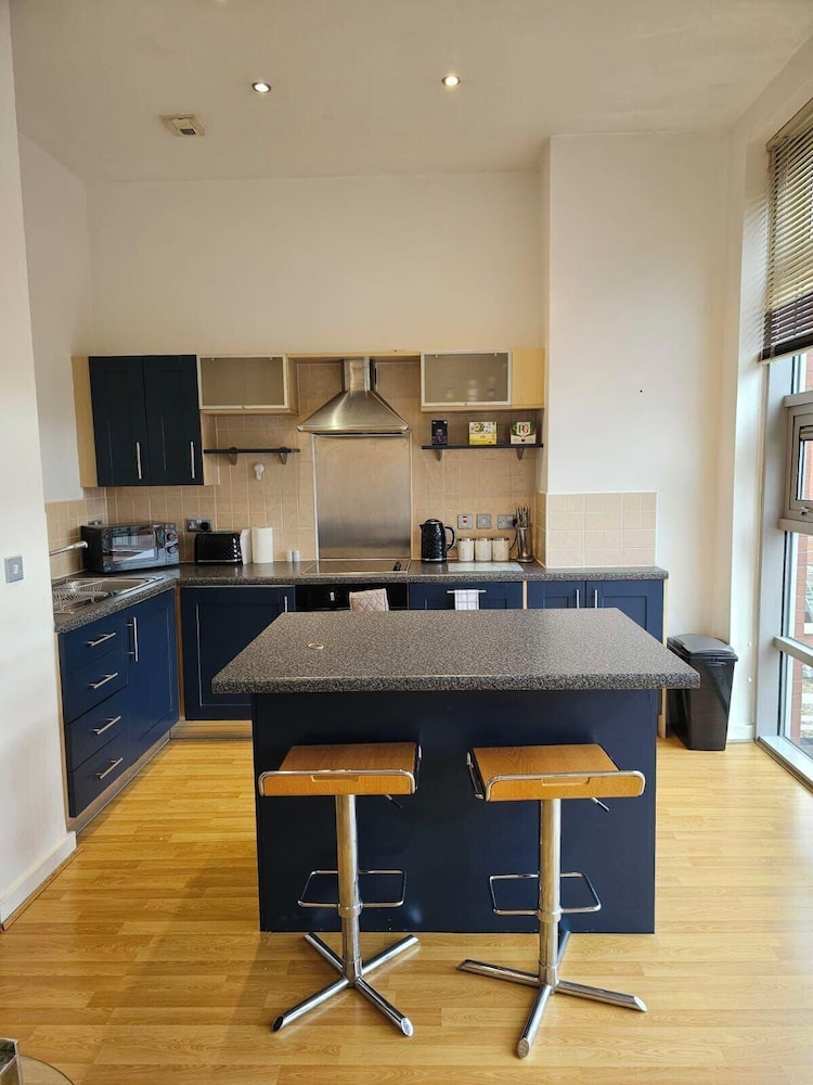 Apartment - Free Parking & Near Hospital