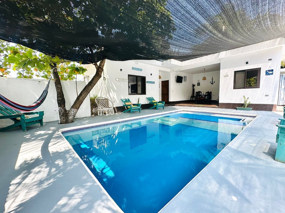 Salinas Beach house Monterrico