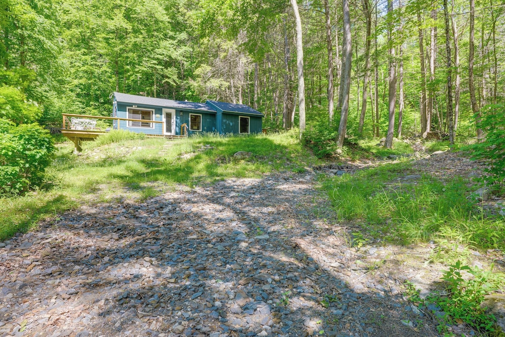Brattleboro Vacations - Cozy Falls Brook Cabin: Hike  Swim On-site! - Property Image 17