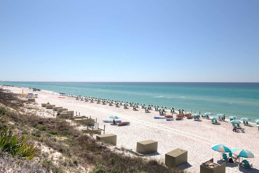 Totally Beachin by Avantstay Sleeps 18 Seacrest Beach