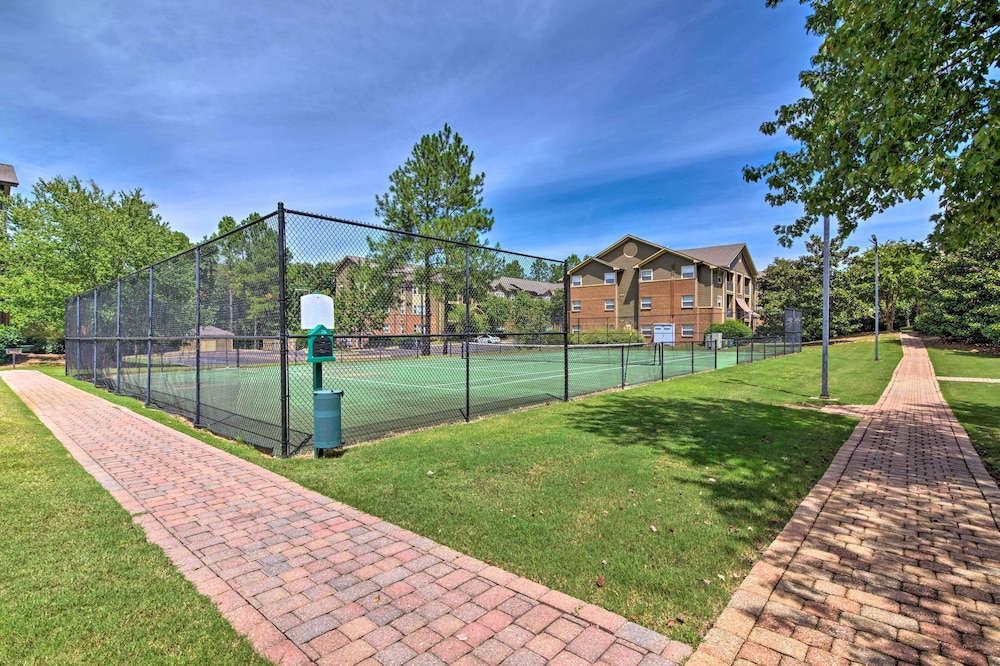 Oxford Vacations - Oxford Condo  1 Mi to Ole Miss  The Grove! - Property Image 11