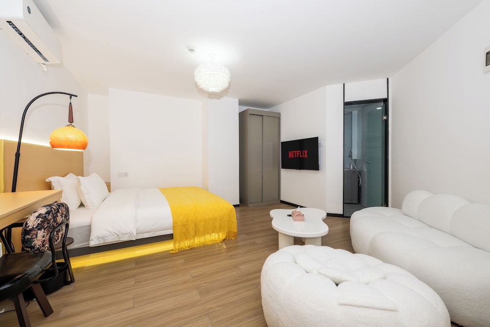 Comfort Serviced Apartment by Soben Home