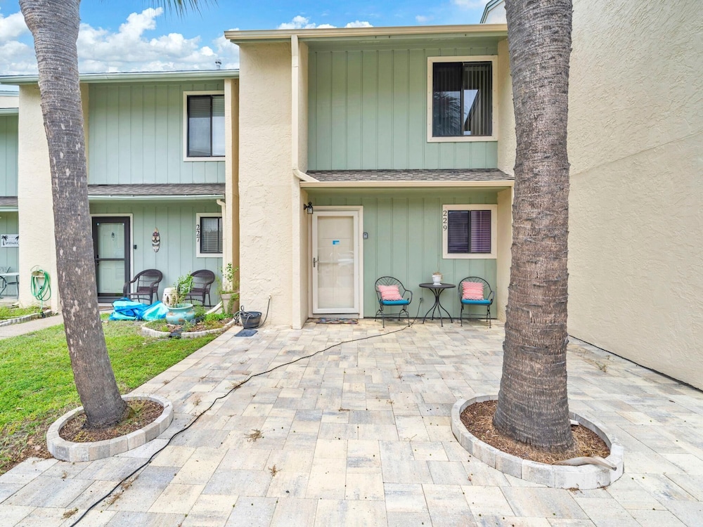 Gulf Highlands 229- St. Katherine Blvd