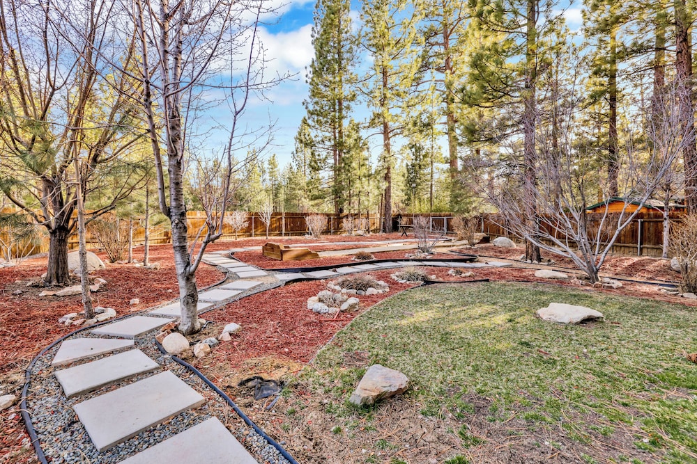 Mountain View Manor #2546