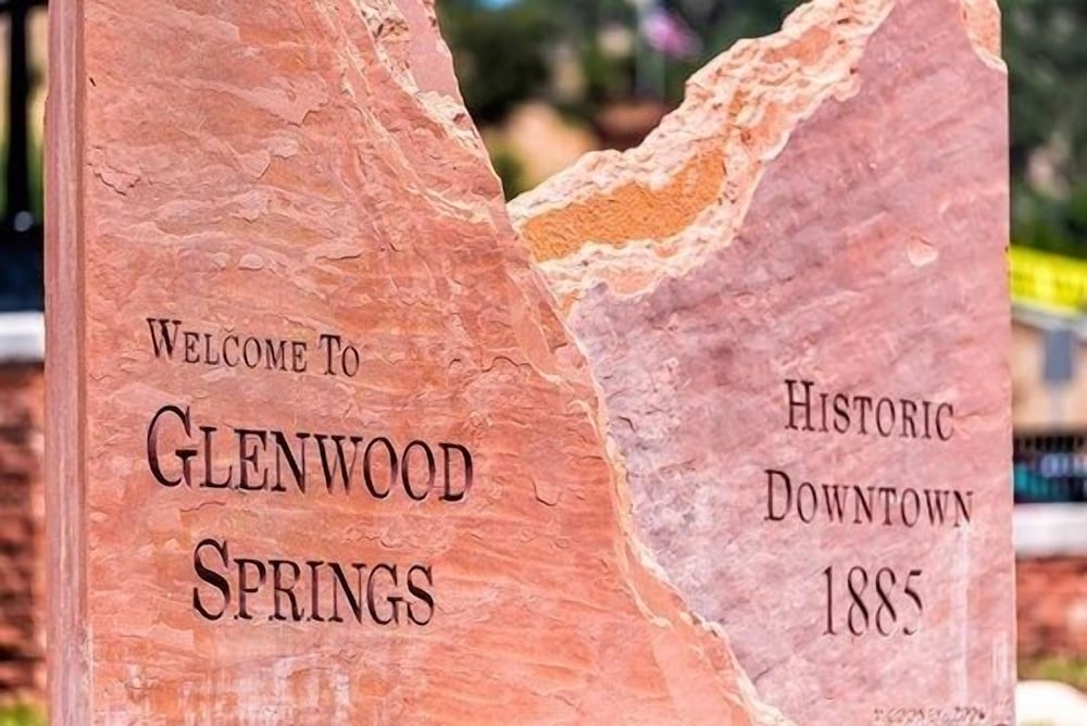 Roaring Fork Retreat 3 Bedroom Home