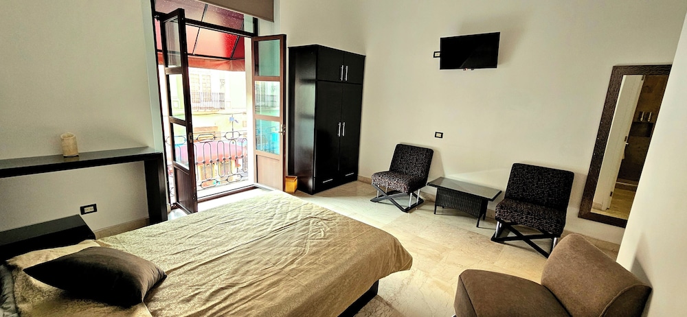 hotel room