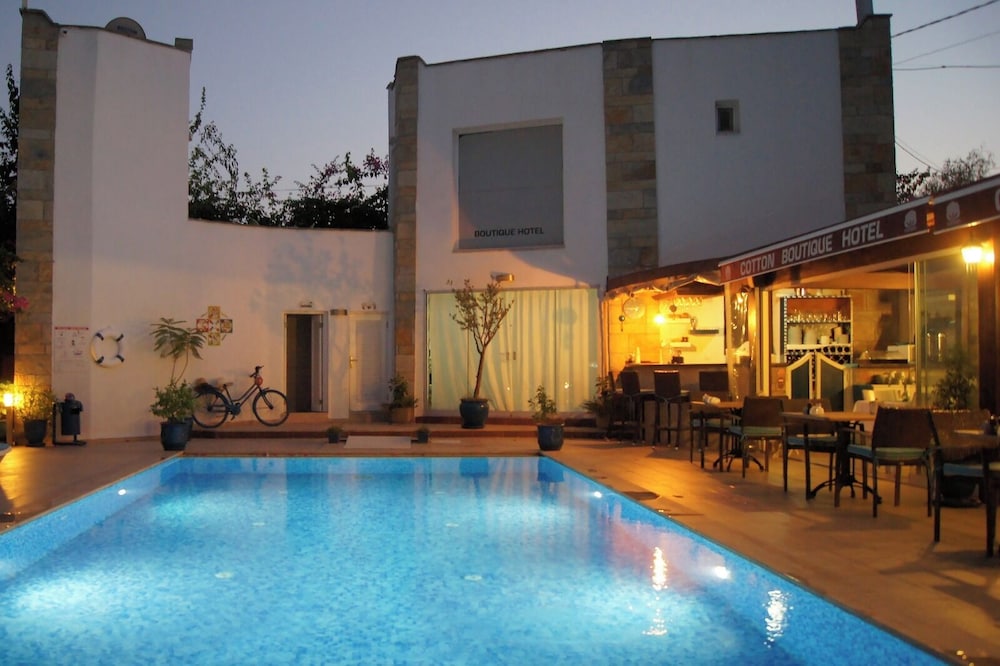 Cotton Boutique Hotel