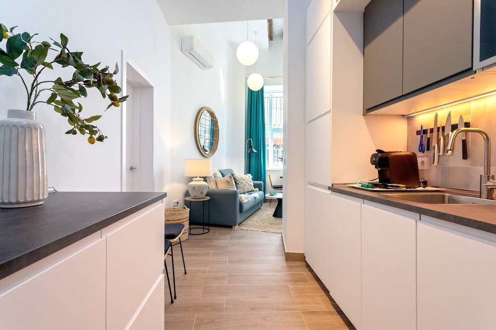Cozy Apartment in Center of Seville. Pajaritos IV