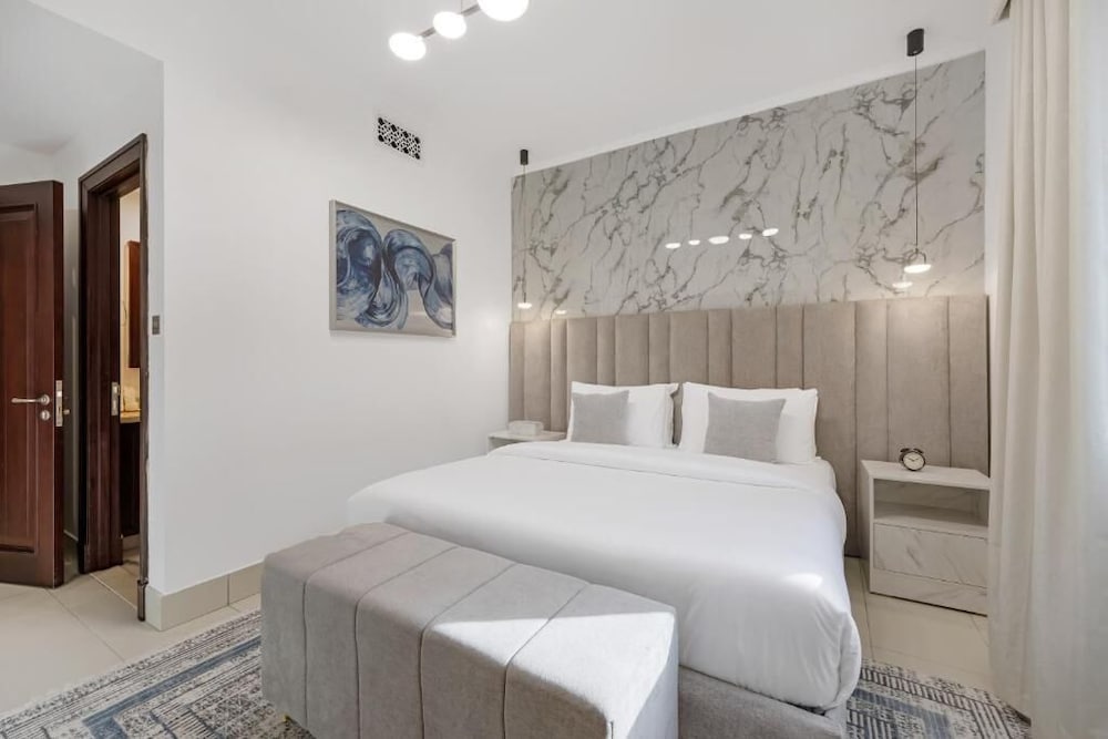 Durrani Homes Zafran Luxe Stay Iconic Burj View