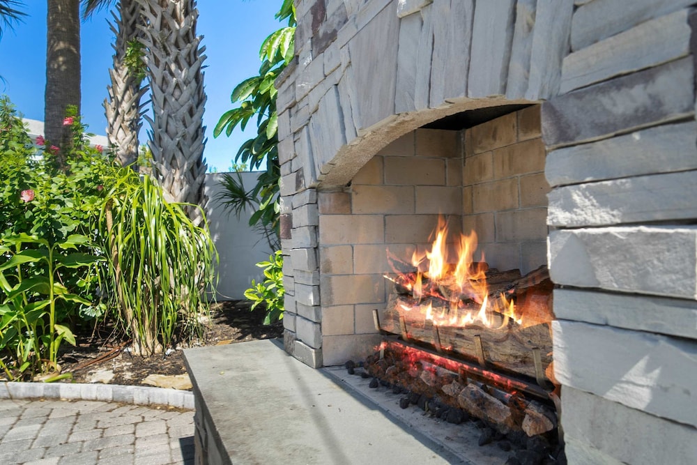 Private Beach Access Sauna Outdoor Fireplace
