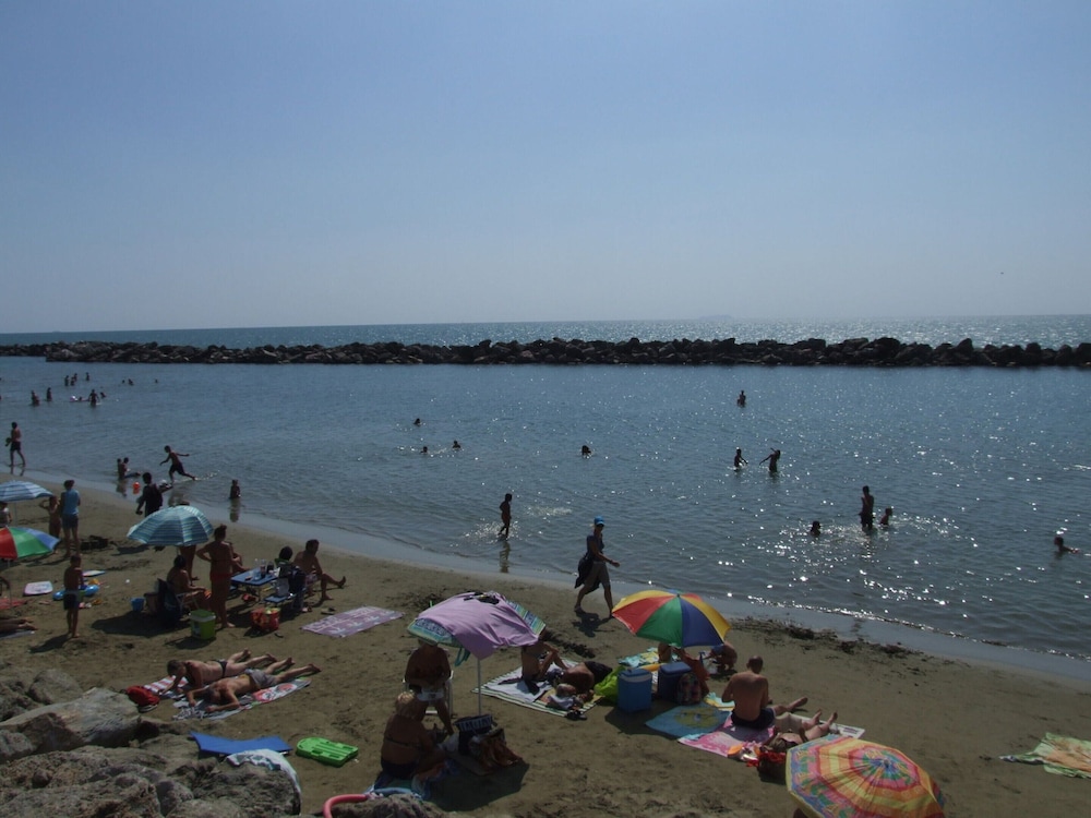 Photo 30