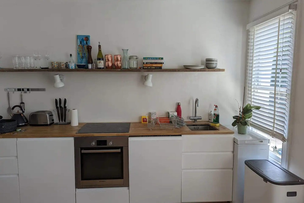 Stylish 2 Bedroom Apartment in Peckham