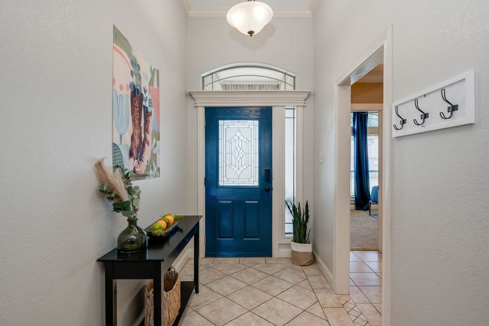 4bed 3bath Close2a M Santa s Wonderland Hospital L2 EV