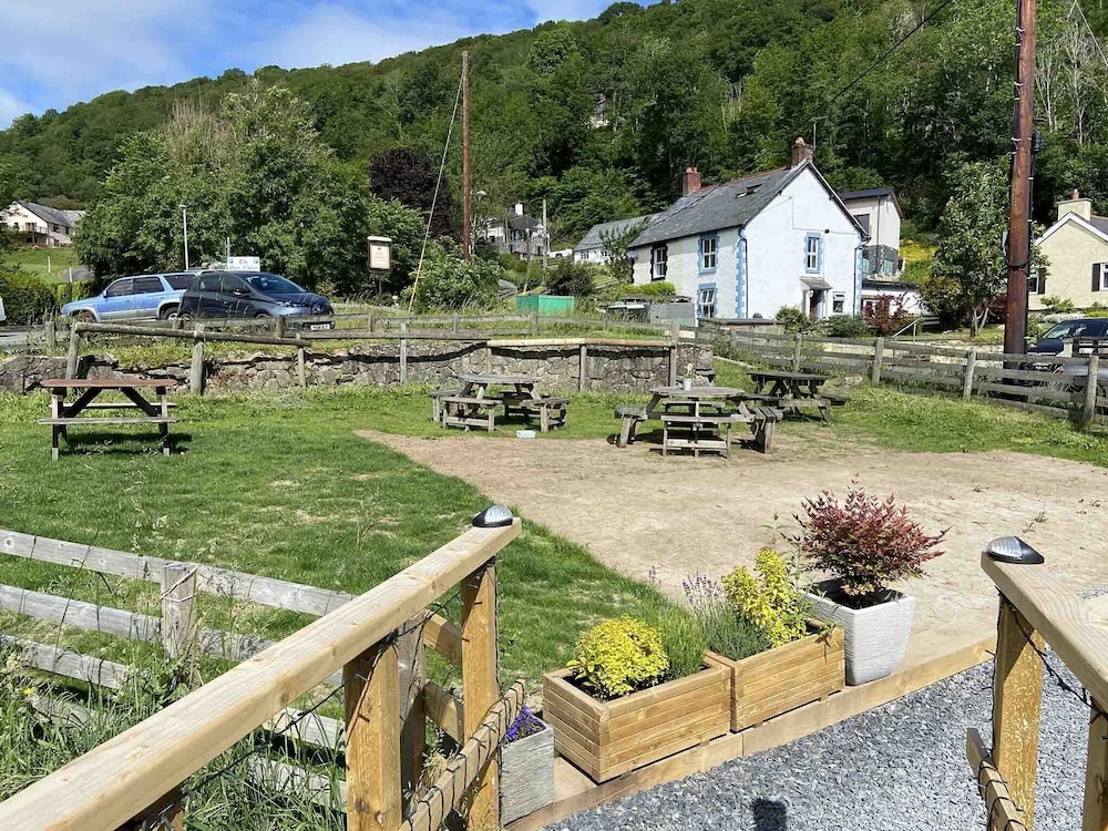 Llangollen Vacations - Glyn Valley Hotel - Property Image 3