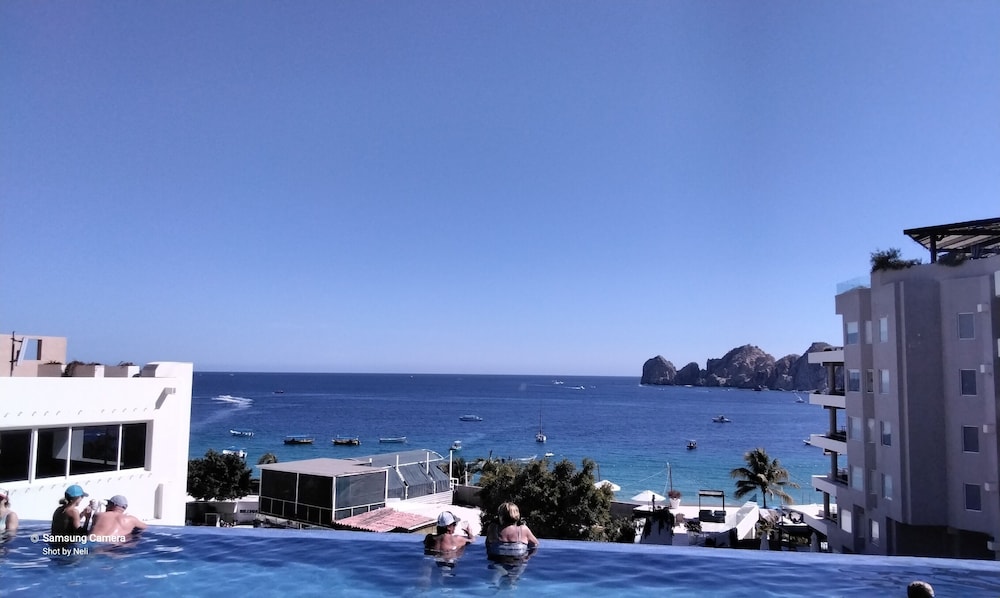 Cabo bay