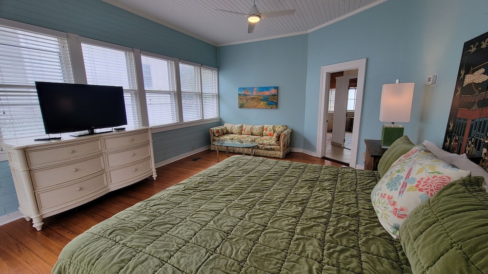 The Wheel House by Tybee Vacation Rentals
