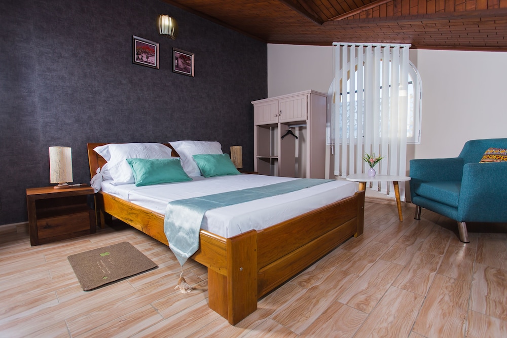 H&H  Chambre De Charme view 4