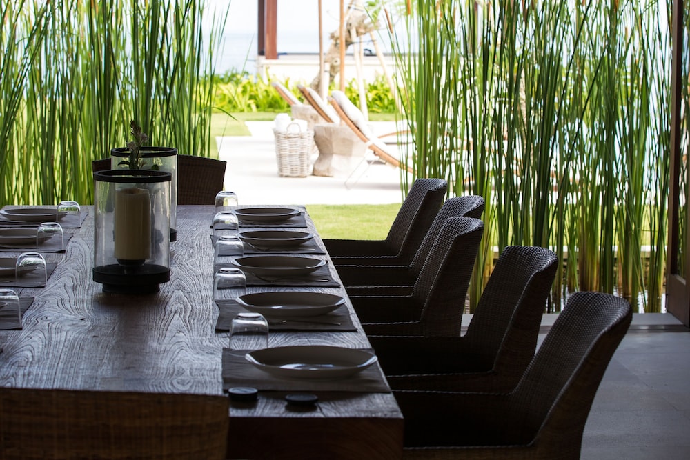The Ungasan Clifftop Resort 99