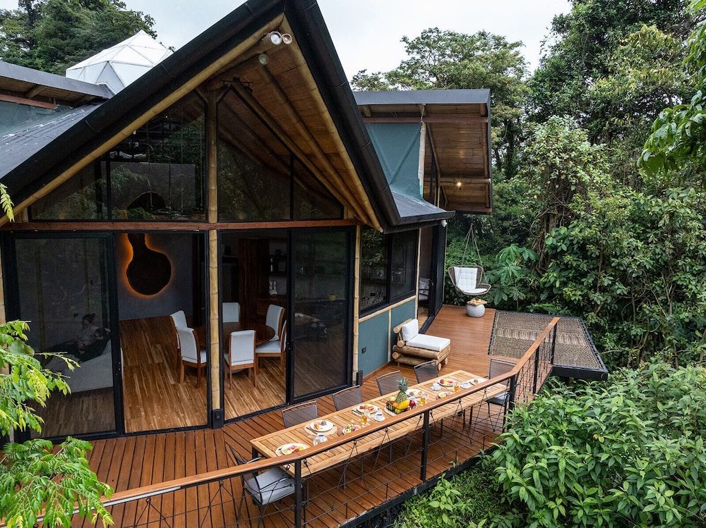 El Tigre Hideaway