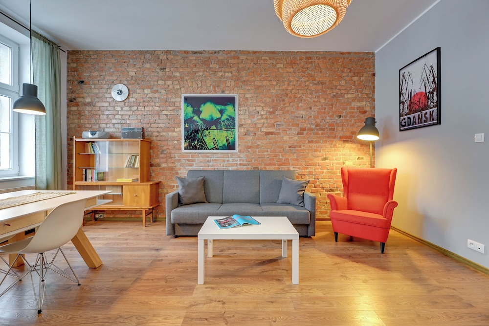 City Center Art House by Downtown Apartments
