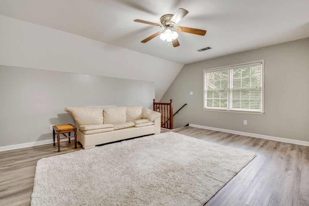 Spacious Home w/ Deck in Marietta!