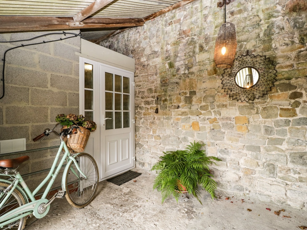 Pear Tree Cottage