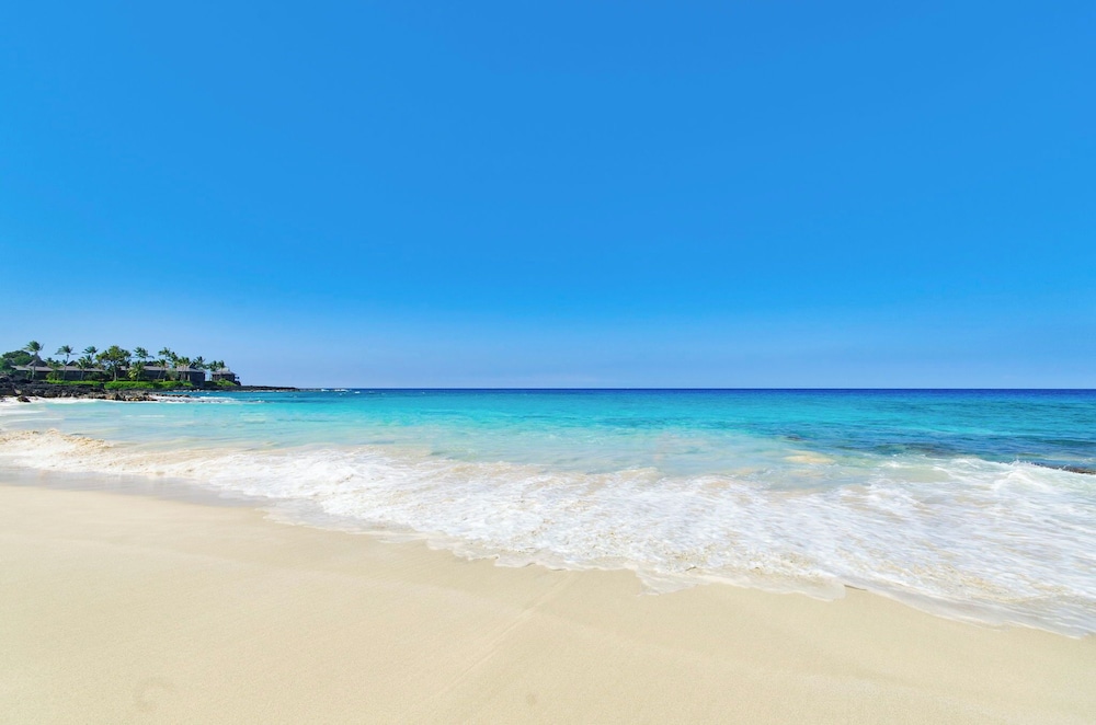 2br, 2BA Condo Across From Magic Sands Pool, AC, Tennis & Bbqs - Vrkcv