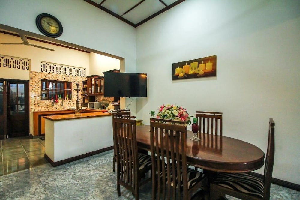 Leos Home Stay