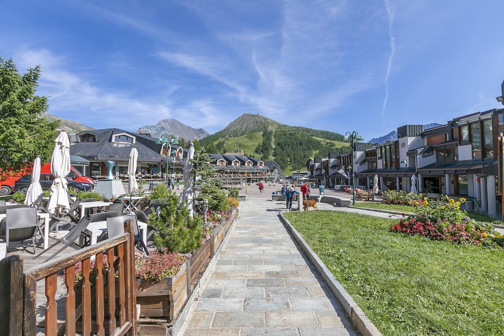 Sestriere Terrace Apt Few Steps From Ski