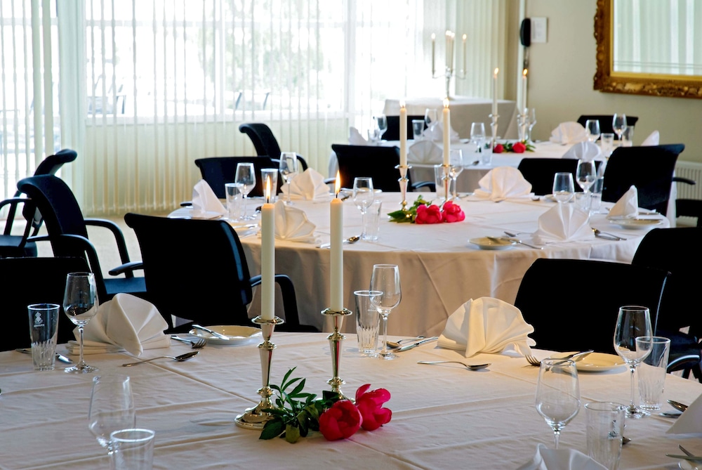 Sandnes Vacations - Thon Partner Hotel Sandnes - Property Image 5