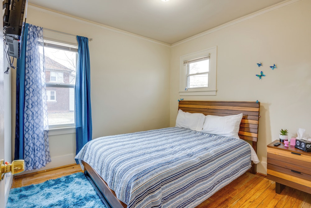 Pet-friendly Detroit Stay Near Motown & DIA