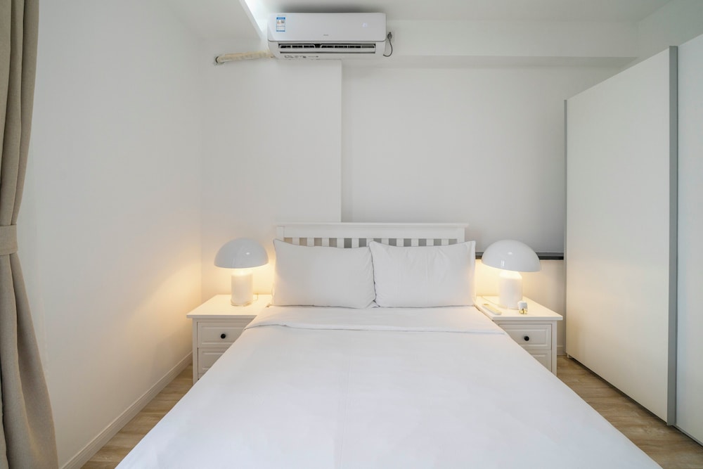 Tyms 4BR 2BA APT TianShan Changning