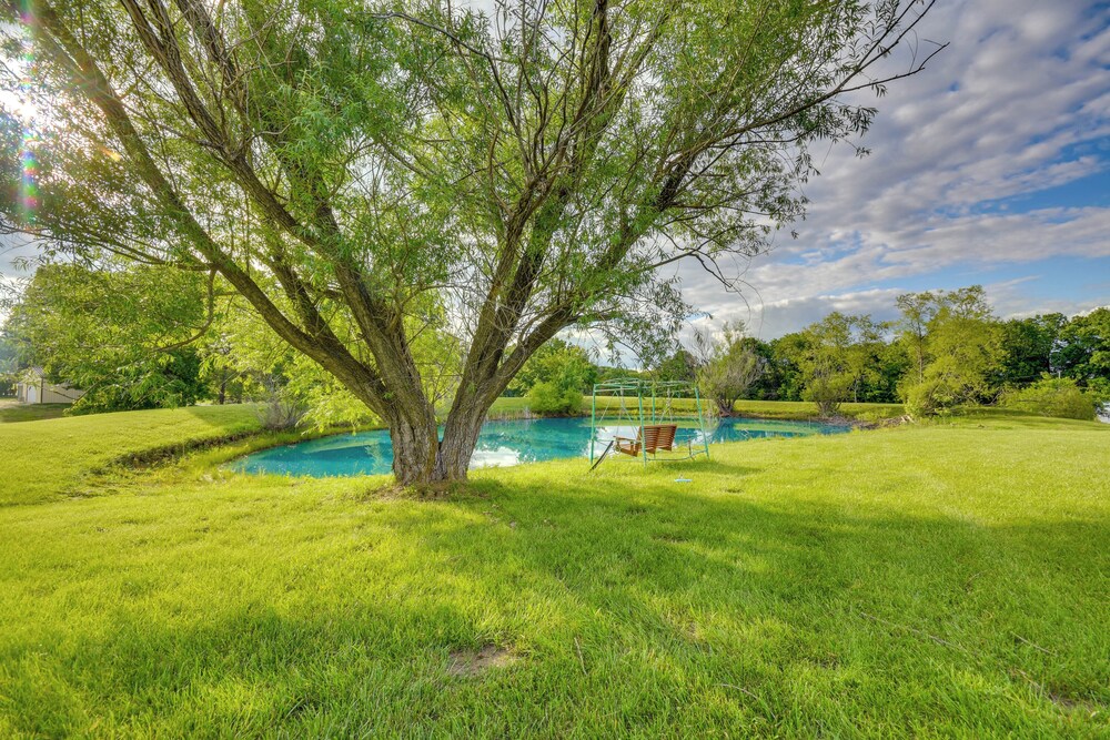 Pool & Fishing Access: Apt Near Mark Twain Lake