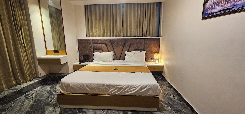 Hotel Aatithy