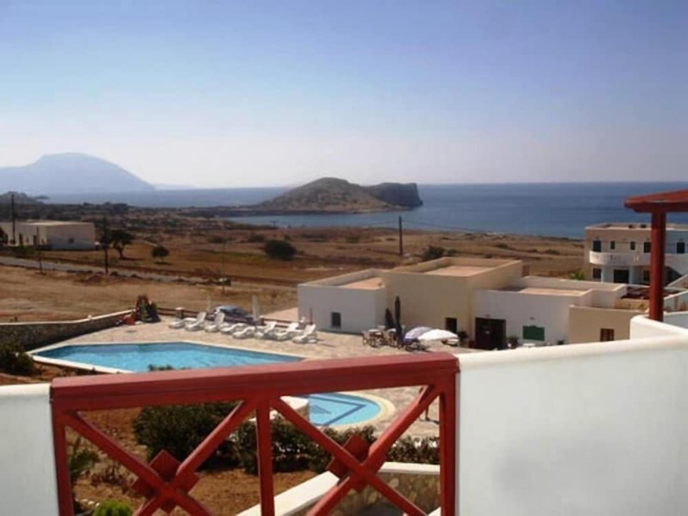 Petra Villas-Sorokos Villa view 4