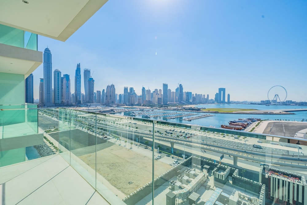 Dubai Harbour- Sunrise Bay 1 602