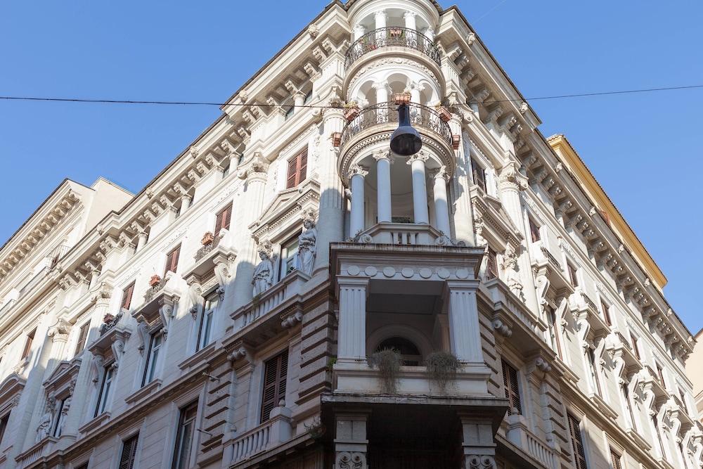 Donna Margherita Rome Suite & Rooms