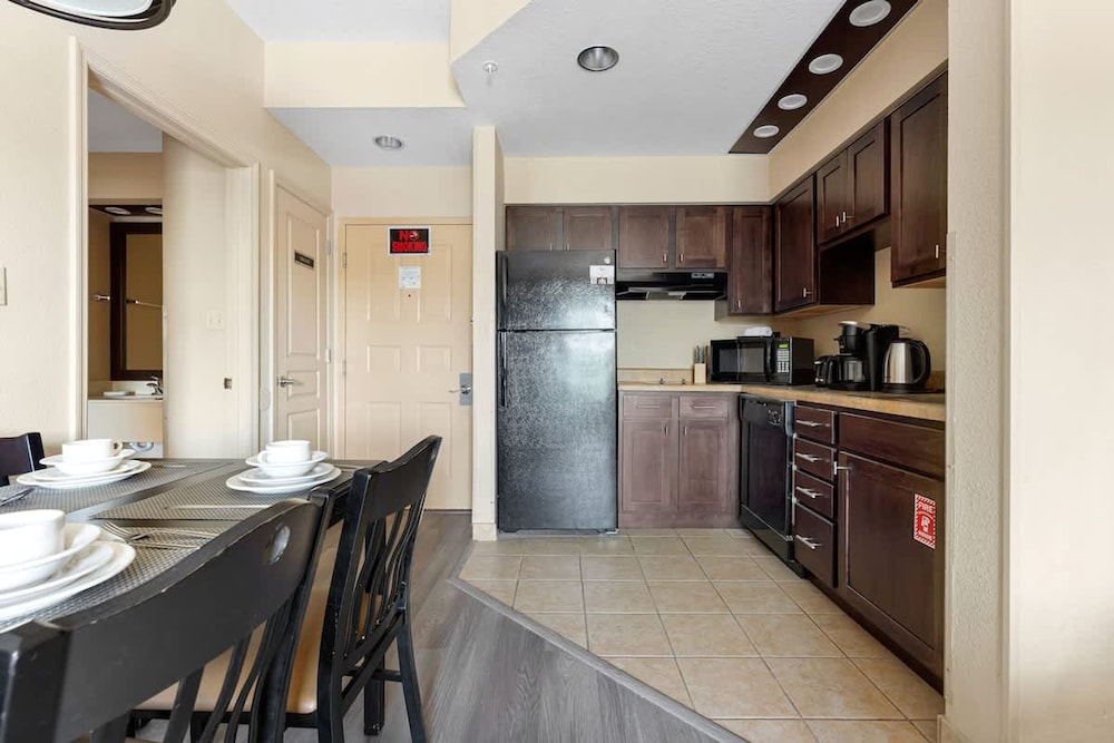 1 BR Apartment 3 Miles From Disney Springs Hs307